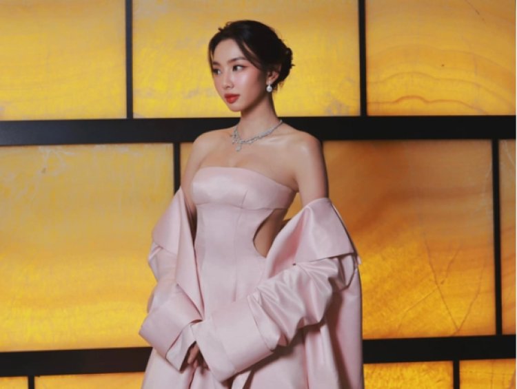 Siêu thảm đỏ châu Á: Hoa hậu Thuỳ Tiên so kè "ác nữ" Lim Ji Yeon, Trấn Thành chung khung hình với cả dàn sao khủng